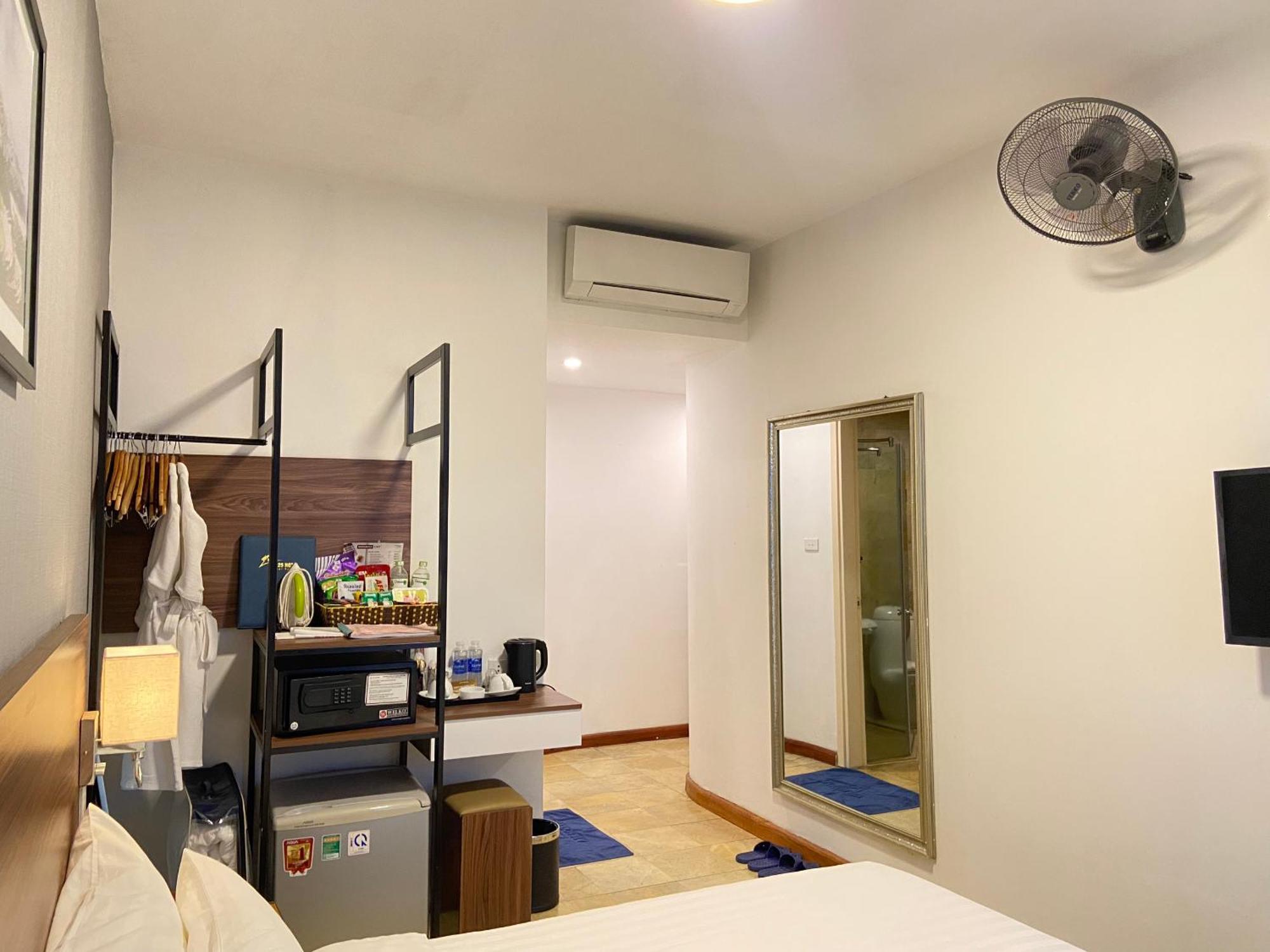 A25 Hotel - 12 Ngo Sy Lien Ханой Экстерьер фото